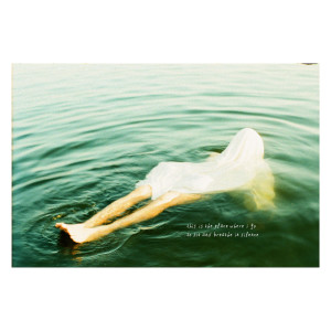 ดาวน์โหลดและฟังเพลง Percik / Sisa พร้อมเนื้อเพลงจาก Reruntuh