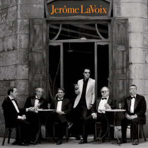 收聽Jerôme LaVoix的Sous le ciel de Paris歌詞歌曲
