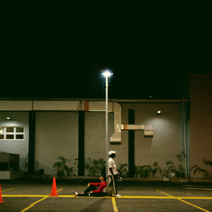 收聽Tommy Bueno的Estás Aquí歌詞歌曲