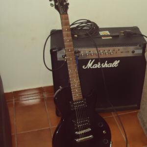 收聽Francisco José的MORENA VOCÊ É D+歌詞歌曲