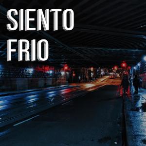 Dengarkan lagu Siento Frio(feat. DJ Juanchii & DJ New) nyanyian Shak-T dengan lirik