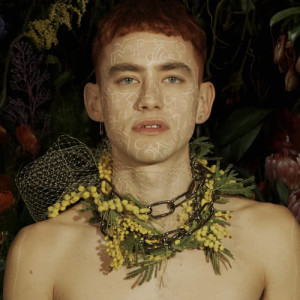 ดาวน์โหลดและฟังเพลง Preacher พร้อมเนื้อเพลงจาก Olly Alexander