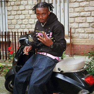 default playlist img