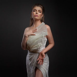 ดาวน์โหลดและฟังเพลง Благослови พร้อมเนื้อเพลงจาก Zhanna