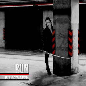 ดาวน์โหลดและฟังเพลง Run (Jet Set Giallo Remix) พร้อมเนื้อเพลงจาก Deep Red