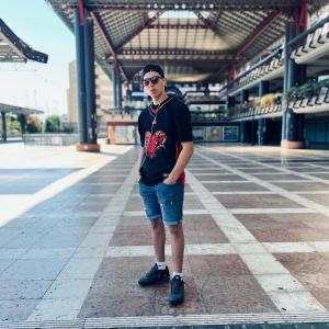 default playlist img