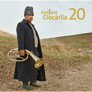 ดาวน์โหลดและฟังเพลง James Bond Theme พร้อมเนื้อเพลงจาก Fanfare Ciocarlia