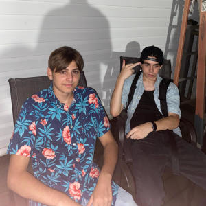 收聽Reggie Brixx的Coochie Plug (feat. Internal Dread) (Explicit)歌詞歌曲