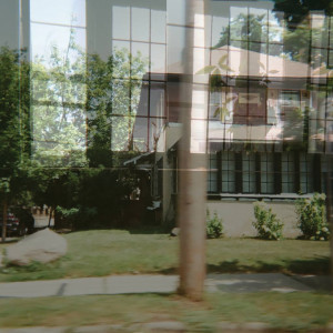 收聽Kevin Krauter的Nightly歌詞歌曲