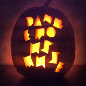 Dangerous Muse的專輯Everyday Is Halloween/Give Me Danger