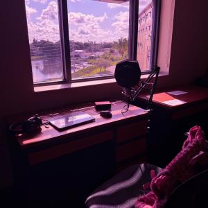 收聽Vennisay的VERDICT歌詞歌曲