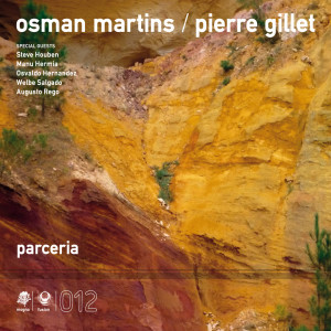 ดาวน์โหลดและฟังเพลง Trono da graça พร้อมเนื้อเพลงจาก Martin, Dean