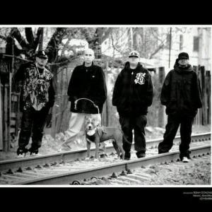 ดาวน์โหลดและฟังเพลง Por anca la verga (feat. Milizia Mexicana, Piolo Zanteros & Poreso) (Explicit) พร้อมเนื้อเพลงจาก Low Barrio 1613