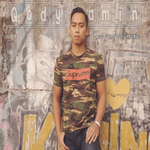 Listen to Kau Yang Istimewa song with lyrics from Qody Samin