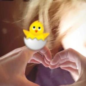 Dengarkan lagu 2 real (Explicit) nyanyian fuckcru dengan lirik