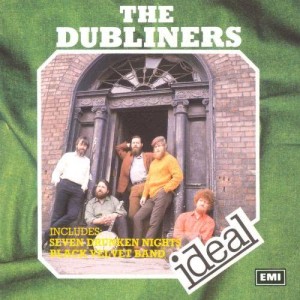 ดาวน์โหลดและฟังเพลง Seven Drunken Nights พร้อมเนื้อเพลงจาก The Dubliners