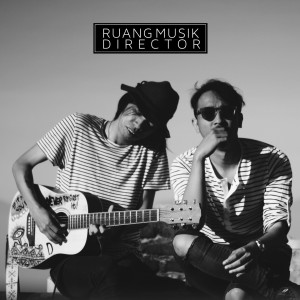 收聽Ruang Musik Director的Bila Rasa Itu Telah Sirna歌詞歌曲