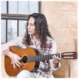 Listen to 远走他乡 (完整版) song with lyrics from 艾尔肯-Erkin Abdulla