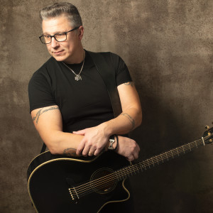 收聽Janne Tulkki的Autere歌詞歌曲