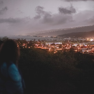 Dengarkan Missed Connections lagu dari ReasonEVE dengan lirik