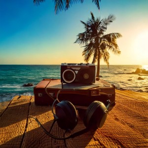 ดาวน์โหลดและฟังเพลง Chilled Out Relaxation Vibes พร้อมเนื้อเพลงจาก Calming Lofi Music