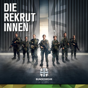 Dengarkan Start Now lagu dari Bundeswehr Exclusive dengan lirik
