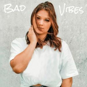 Baldhawk Beats的專輯Bad Vibes (feat. Corry)