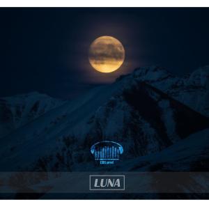Listen to Luna (feat. HDS) song with lyrics from [R]olairport' 