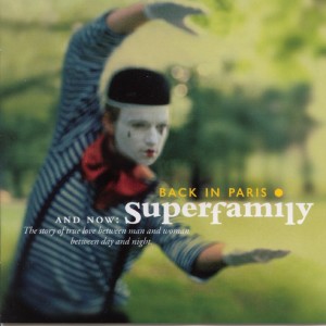 Dengarkan lagu Shut up and Cry nyanyian Superfamily dengan lirik