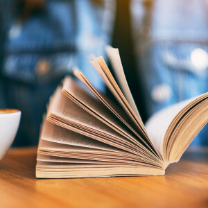 收聽Musique Relaxante Pour Lire Un Livre的Dreamer歌詞歌曲