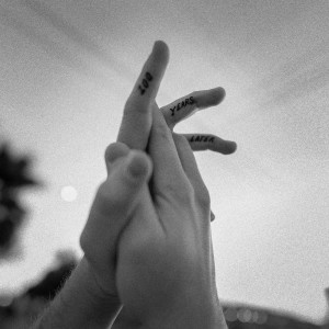 收聽Nocturnal Theory的100 Years Later歌詞歌曲