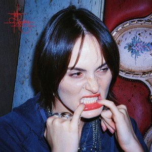 ดาวน์โหลดและฟังเพลง Fangs พร้อมเนื้อเพลงจาก Mindset