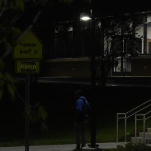 ดาวน์โหลดและฟังเพลง THINKIN BOUT U (Explicit) พร้อมเนื้อเพลงจาก Calice