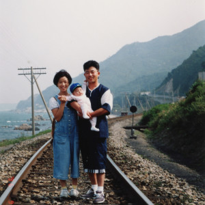 Listen to 여전히 song with lyrics from AYOUNG (에이영)
