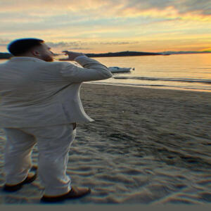 default playlist img