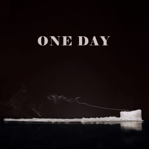 ดาวน์โหลดและฟังเพลง One Day พร้อมเนื้อเพลงจาก Jeppe Kjellberg