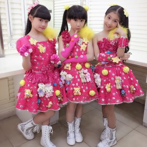 ดาวน์โหลดและฟังเพลง 大风吹 (粤语) พร้อมเนื้อเพลงจาก 小蓓蕾组合