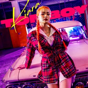 收聽 키아라的TOMBOY歌詞歌曲