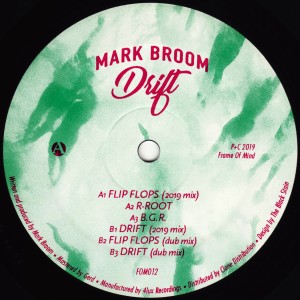 ดาวน์โหลดและฟังเพลง Drift (Dub Mix) พร้อมเนื้อเพลงจาก Mark Broom