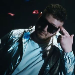 default playlist img