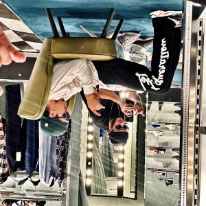 收聽LBB1UP的Swervin & Dippin Freestyle (Explicit)歌詞歌曲