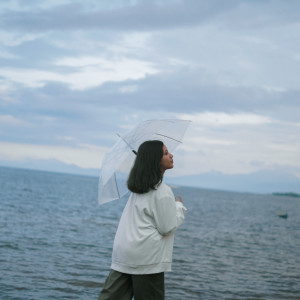 Listen to Jam 3 Pagi (Slow Version) song with lyrics from Chelz