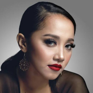 Listen to Raiso Dadi Siji song with lyrics from Happy Asmara
