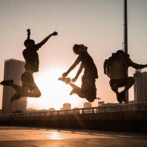 收听爪爪爪的Make Dream歌词歌曲