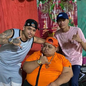 收聽MC DENTINHO PL的Maria Sapatão (Live)歌詞歌曲