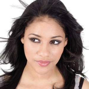 收聽Sasha-Lee的The Game歌詞歌曲