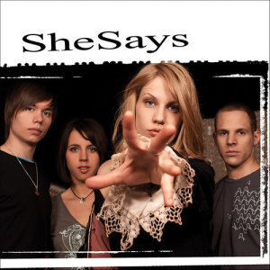 ดาวน์โหลดและฟังเพลง Love U พร้อมเนื้อเพลงจาก SheSays