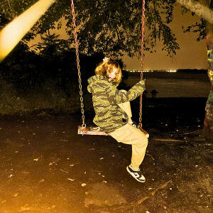 default playlist img