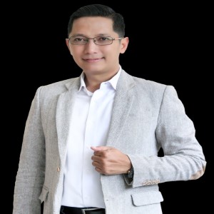 Listen to Live Launching Asmaul Husna Versi song with lyrics from Agung Solihin