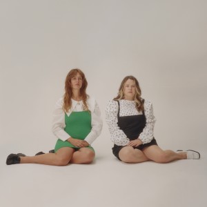 收聽Dolores Forever的Conversations With Strangers (Explicit)歌詞歌曲